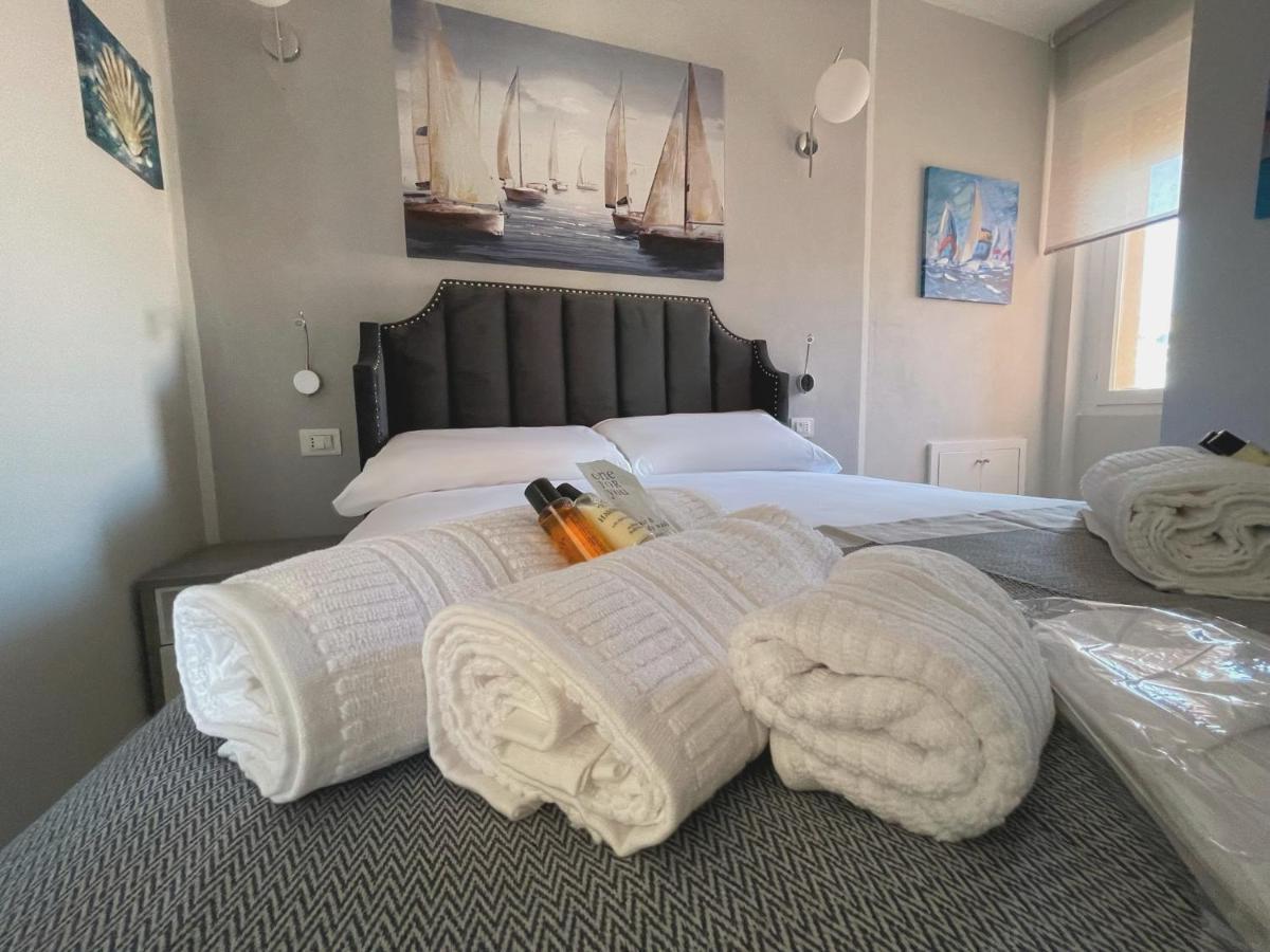 Las Floridas Apartment อาลเกโร ภายนอก รูปภาพ